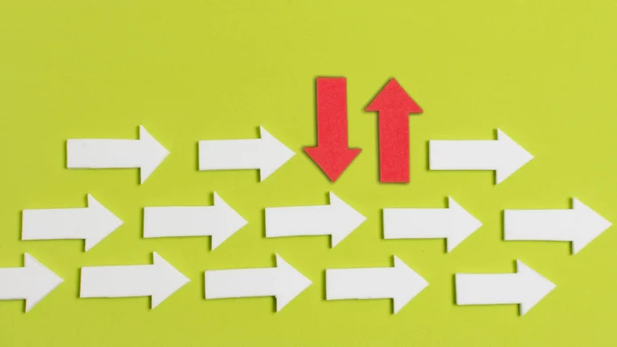 rebel-red-arrow-crowd-white-arrows-detachment-concept