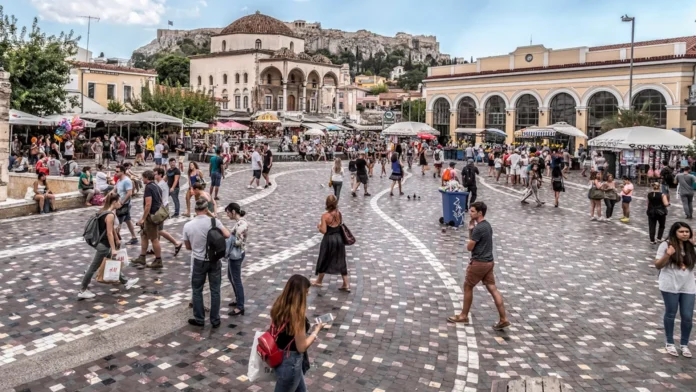 athina-kosmos
